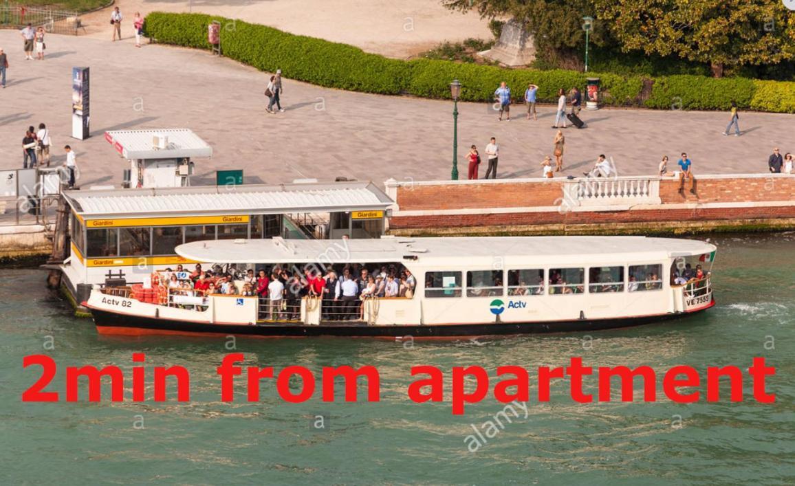 Susy Biennale Apartment - Canal View&Garden Venise Extérieur photo